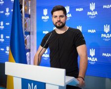Нардеп Олександр Качура розповів про результати протестів у Грузії: «Росія – це минуле, це біль та розруха»