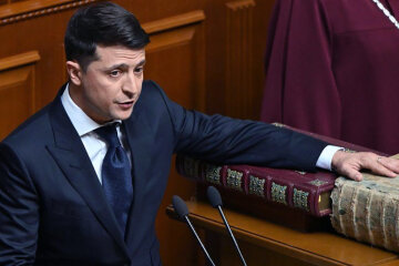 Рада готує «вендету» Зеленському: «Боротьба буде складною, але переможе…»