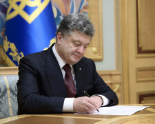Порошенко підписав історичний закон про НАТО: подробиці