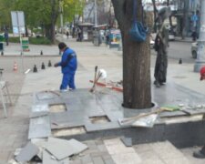Вандали наробили біди в Одесі: "3 пам'ятники і 5 зупинок..."