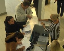 Безкоштовні продукти для ВПО та пенсіонерів у Миколаєві