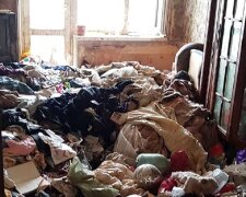 "Сняла на год":  в Одессе женщина превратила арендованную квартиру в помойку, видео бардака