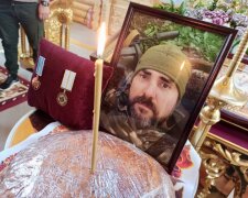 Люди масово прийшли провести Героя в останню путь: кадри жалобної церемонії на Дніпропетровщині