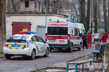 Пенсионерка зарезала мужа в Одессе, внучка застала страшную картину: кадры с места трагедии