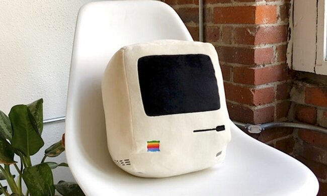 apple подушка