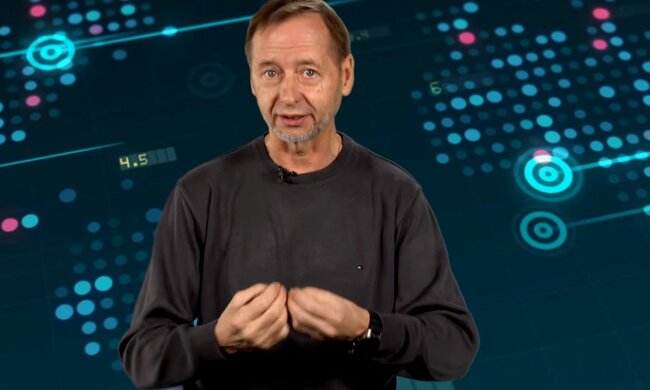 Ніякі гроші не змусять панянок в норкових шубах голими руками виколупувати бруківку, - Олександр Кочетков