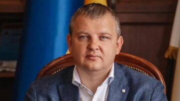 Глава Днепропетровского облсовета Лукашук подверг резкой критике центральные власти за долги, - СМИ