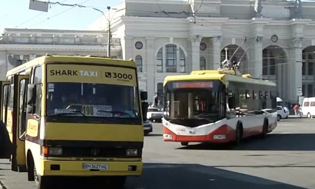 Ограничение движения транспорта в Одесской области