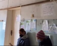 "По другому разу можна захворіти": нелюдські умови в поліклініці Одеси показали на відео