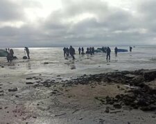 Беда во время рыбалки: 200 людей оказались в западне на льдине, детали ЧП
