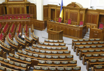 Николай Томенко об изменениях в Конституцию, двухпалатном парламенте и вреде от либерализма (видео)