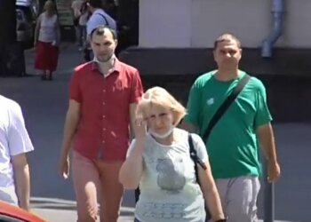 украинцы, пенсии, зарплаты, скрин
