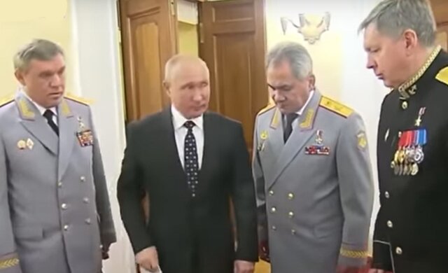 владимир путин с генералами и сергеем шойгу