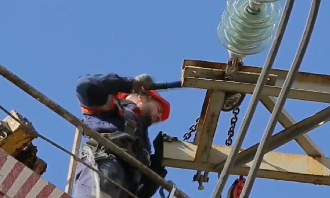 Графики отключения света в Кировоградской области на 15 апреля