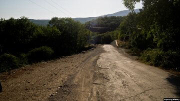 После аннексии Крыма Россией подконтрольные Кремлю власти решили продолжить реконструкцию дороги