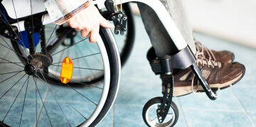 инвалидная коляска, инвалид