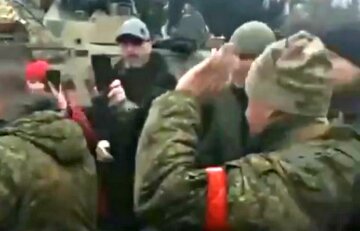 Вигнали з міста: російські окупанти втекли з Конотопа з піднятими руками