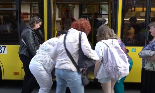 Новый график движения транспорта в Запорожье