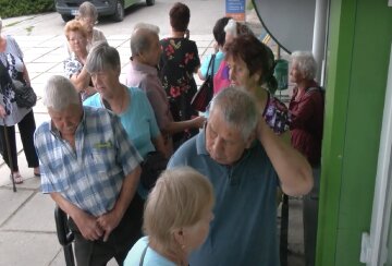 Виплати для ВПО у Запоріжжі з 1 серпня