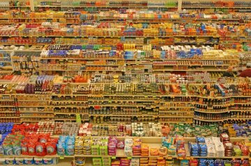 Куди і як скаржитися на поганий товар в супермаркетах