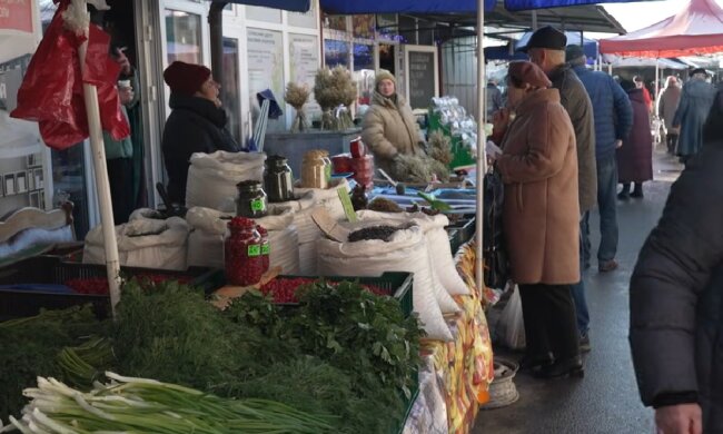 Дефіцит продуктів у Києві