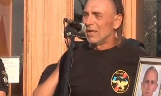 Батько загиблого солдата ЗСУ Журавля жорстко звернувся до Зеленського: "Вова, де ти був?"