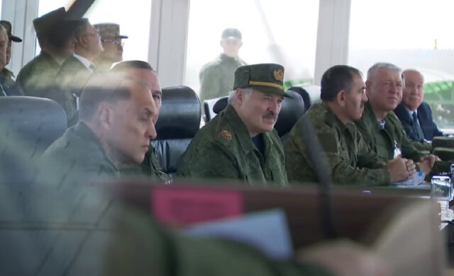 Лукашенко, Беларусь, армия