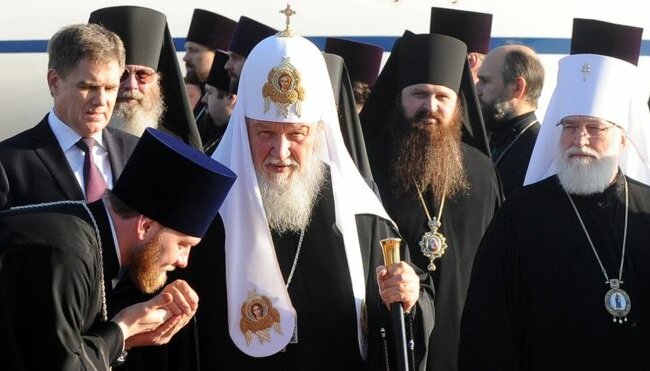 РПЦ специально рассорилась с Константинополем: раскрыт подлый план Кирилла