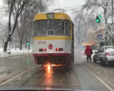 В Киеве столкнулись трамваи, фото с места ДТП: заблокировано движение