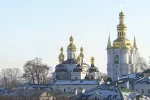 В Киево-Печерскую Лавру после скандала нагрянула СБУ, много полиции: что известно