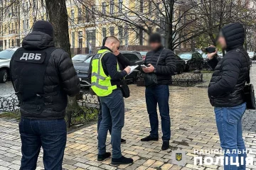 Задержан подрядчик КНУ имени Тараса Шевченко на попытке подкупа следователя полиции