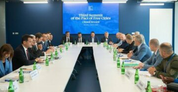 Восстановление Харькова и Украины обсудили в Варшаве
