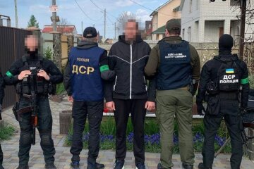 Агитировал население поддерживать россиян: под Бучей поймали предателя, фото