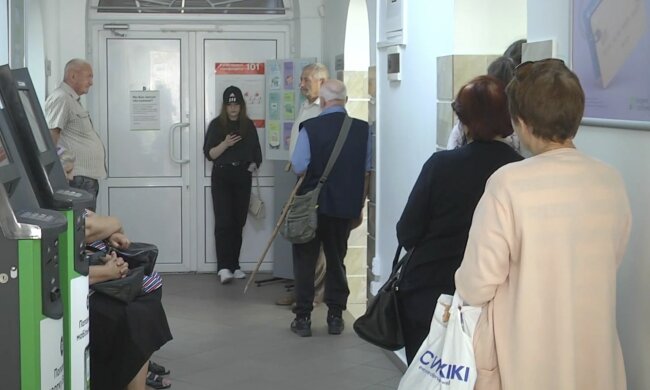 Грошова допомога для ВПО та пенсіонерів у Харківській області