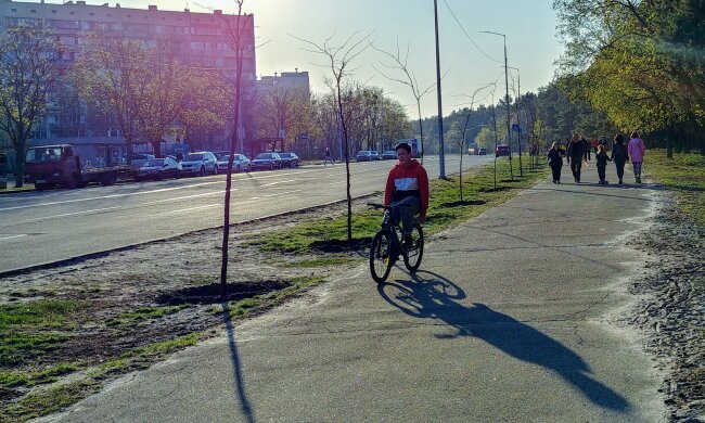 погода весна апрель люди