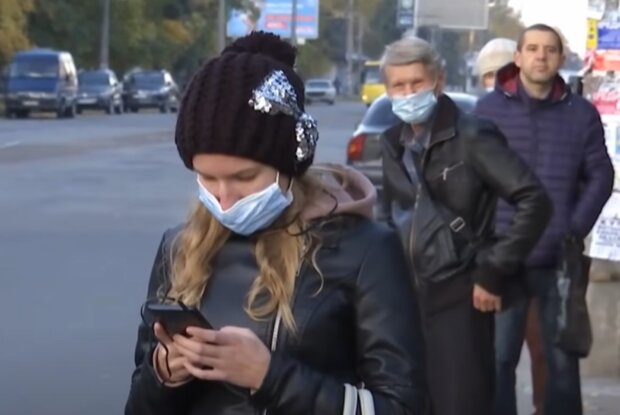 Маски повертаються, опубліковано термінове звернення: де і кого з українців стосується