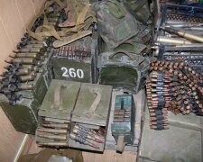 У шахраїв на Донбасі знайшли склад із гранатометами (фото)