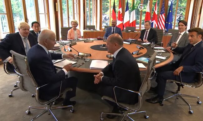 Большая семерка