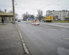 В центре Днепра дорога «ушла под землю»: кадры с места событий