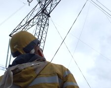 Графіки відключення світла у Полтавській області на 12 квітня