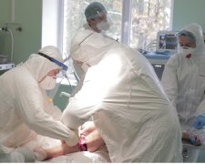 Лікарі попередили українців про небезпечні наслідки ковіда: людям відрізають ноги