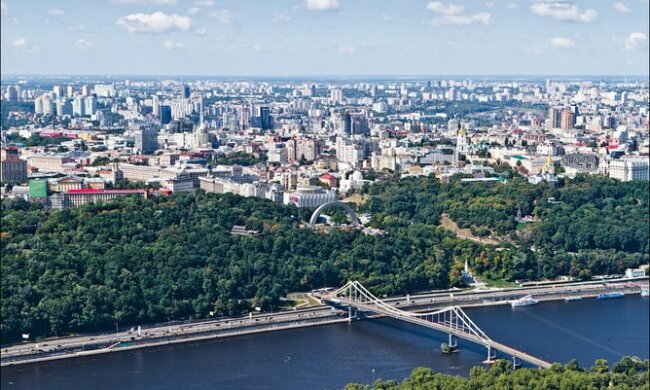 Киевляне поделились мнением, что должен изменить в городе новый мэр