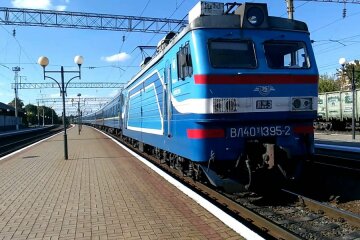 Трагедія на залізниці в Дніпрі: “Чоловік був у навушниках»