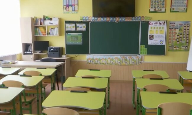 У Кривому Розі школярів повертають за парти: влада назвала дату