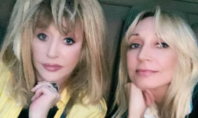 Дочка Алли Пугачової у повністю прозорому вбранні дала фору молодим: "Чим старше, тим красивіше"