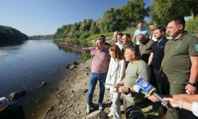 Движение загрязнения в направлении Киева замедлилось: Минcреды рассказало о состоянии воды в Десне