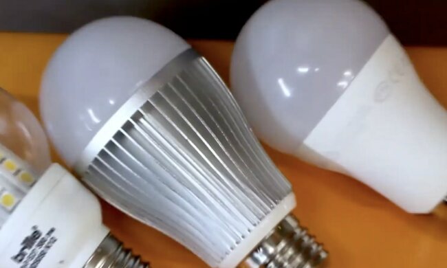 Графік відключення світла в Дніпропетровській області на 9 листопада