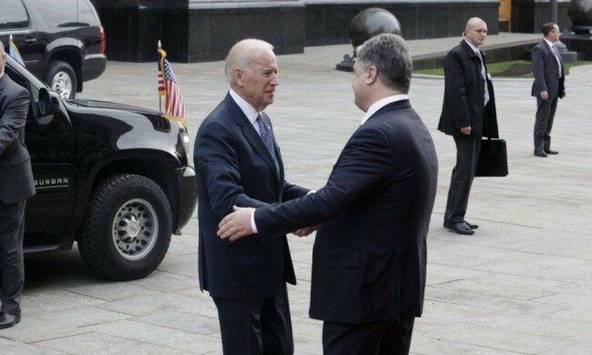 Вице-президент США Джо Байден  и Порошенко