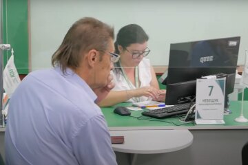 Гуманитарная помощь для пенсионеров в Черкассах