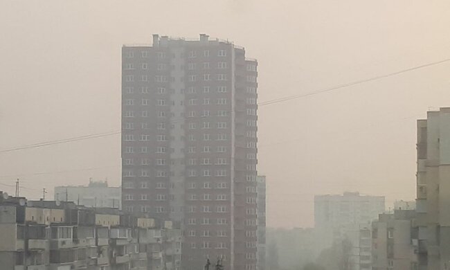 "Небезпечно для життя": забруднення повітря в Києві перевищило норму в десять разів, що відбувається